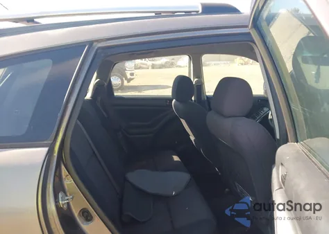 2004 Pontiac Vibe из США, поврежденный, VIN 5Y2SL628X4Z446597